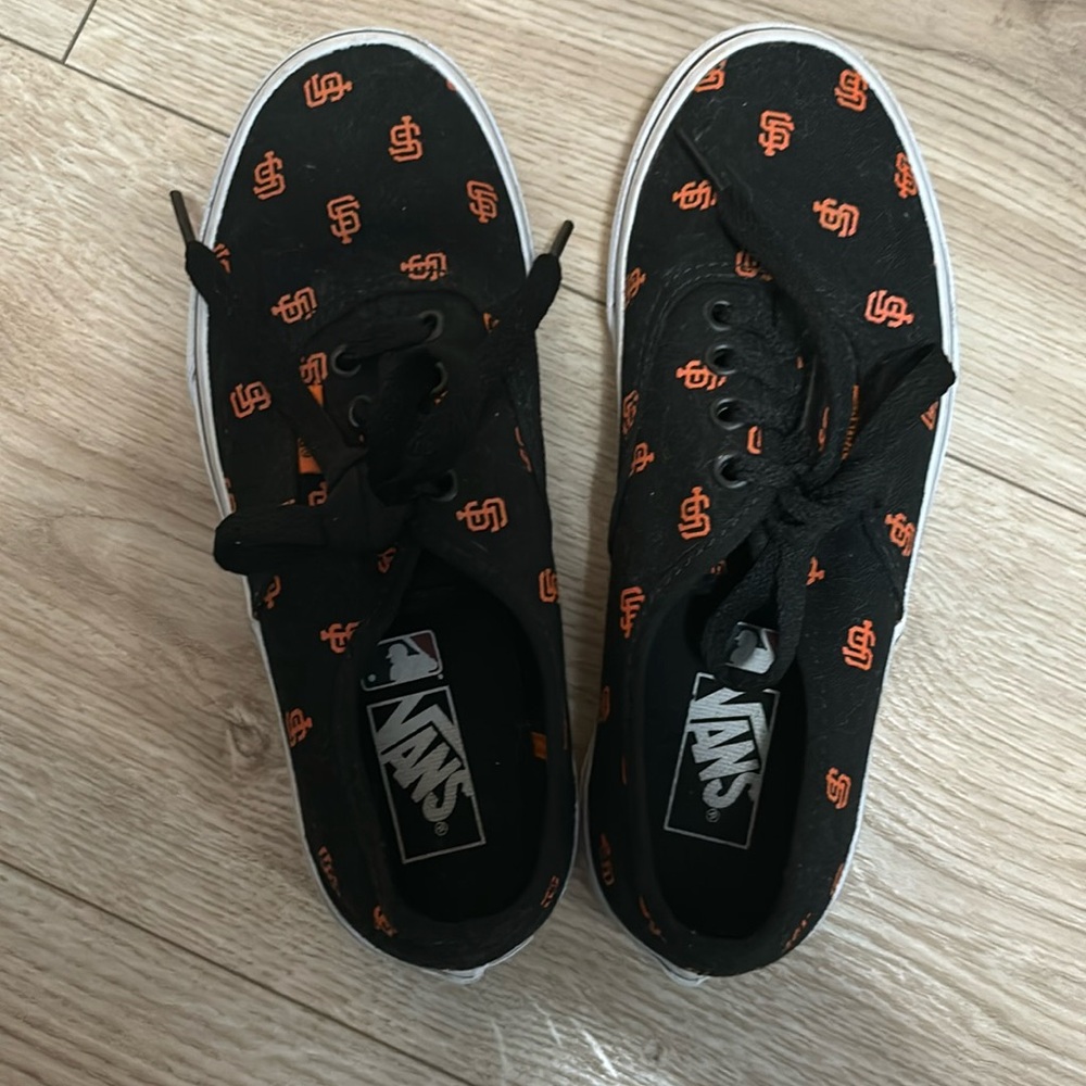 Boys San Francisco Themed Vans shoes 2.5